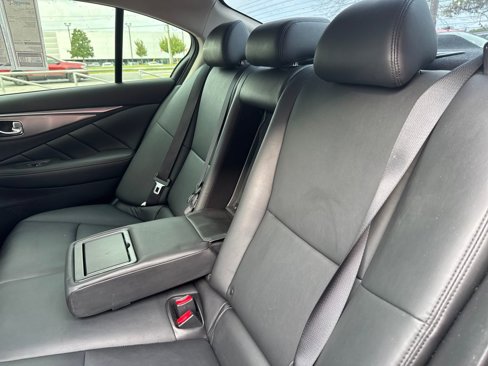 Used 2016 INFINITI Q50 3.0t Premium w/ 3.0T Premium Plus Package image 14