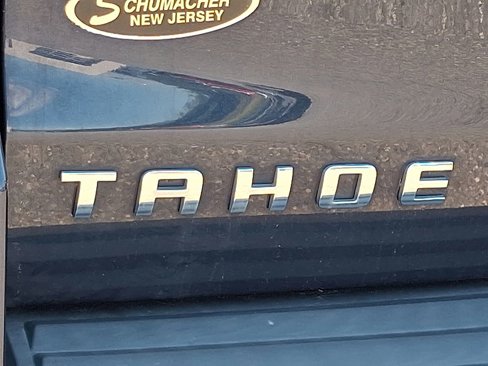 Used 2018 Chevrolet Tahoe LT image 32