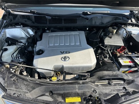 Used 2010 Toyota Venza image 25