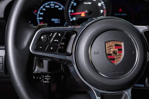 Certified 2022 Porsche Cayenne Coupe image 20