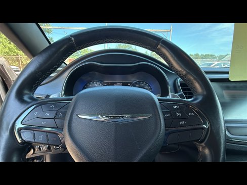 Used 2015 Chrysler 200 S w/ Navigation & Sound Group I image 12