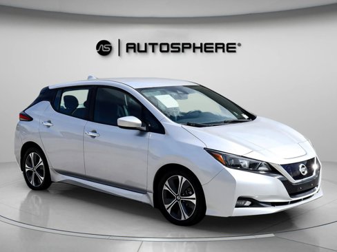 Used 2020 Nissan Leaf SV w/ Protection Package image 11
