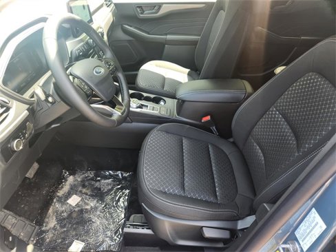 New 2025 Ford Escape Active w/ Cold Weather Package image 7