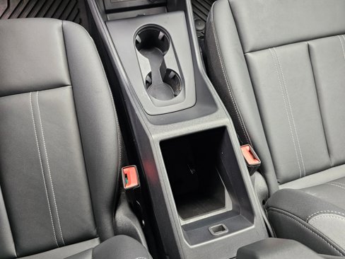 Used 2024 Audi Q4 e-tron Premium Plus image 25