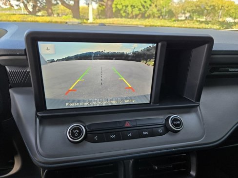 Used 2023 Ford Maverick XL image 10