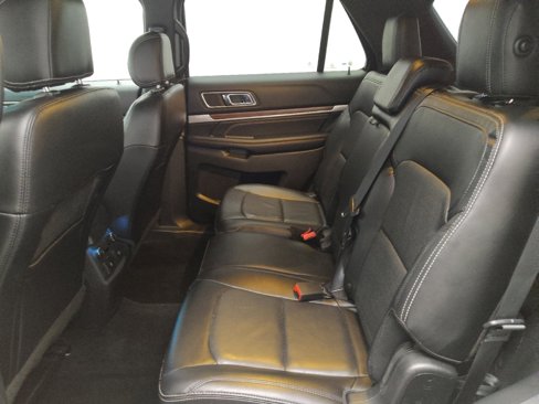 Used 2016 Ford Explorer Limited image 18