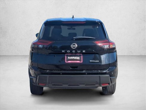 Used 2024 Nissan Rogue SV image 7