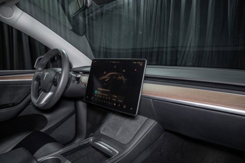 Used 2023 Tesla Model Y Performance image 15