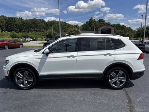 Used 2020 Volkswagen Tiguan SEL image 8