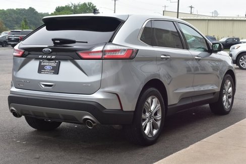 Used 2022 Ford Edge Titanium w/ Equipment Group 301A image 6