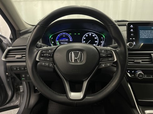 Used 2019 Honda Accord Touring image 10