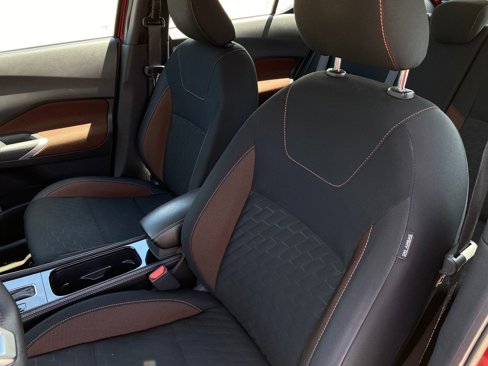 Used 2023 Nissan Kicks SR image 13