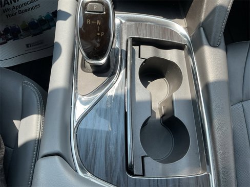 Used 2020 Buick Enclave Essence w/ Sound and Sites Package image 14