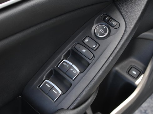 Certified 2020 Honda Accord EX-L image 12