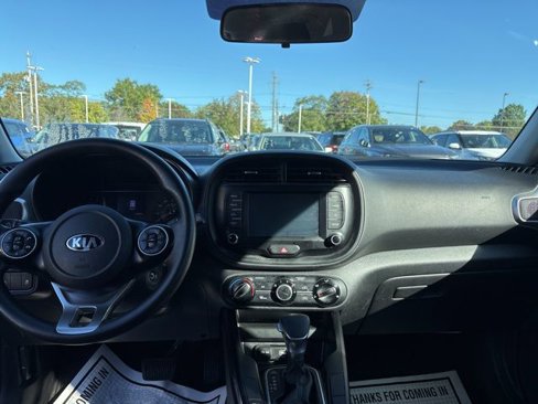 Used 2020 Kia Soul LX image 26