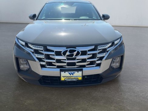 Used 2022 Hyundai Santa Cruz SEL w/ Cargo Package image 2