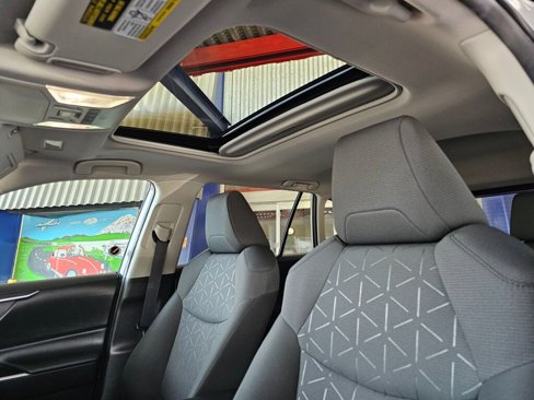 Used 2023 Toyota RAV4 XLE w/ Convenience Package image 24