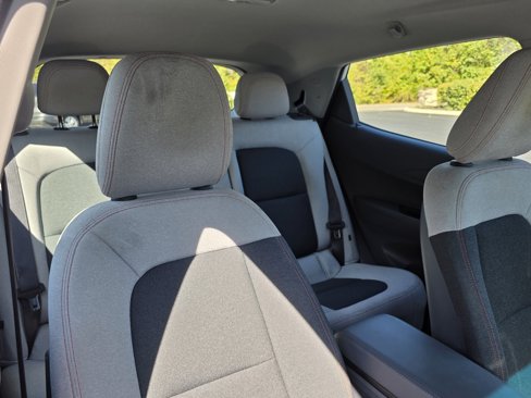 Used 2017 Chevrolet Bolt LT image 46