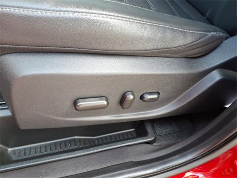 Used 2018 Ford Escape SEL w/ Ford Safe & Smart Package image 16