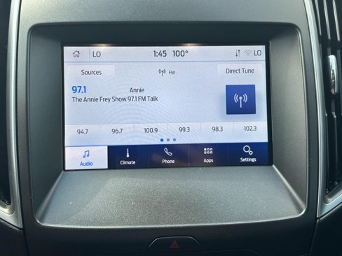 Used 2020 Ford Edge SE image 25