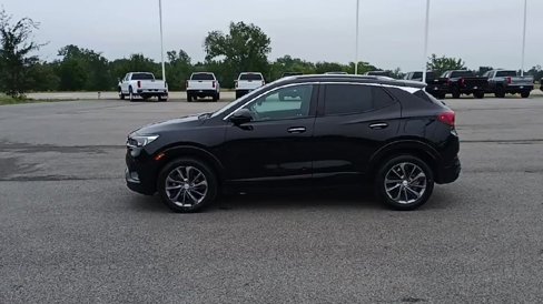 Certified 2022 Buick Encore GX Select w/ Sport Touring Package image 5