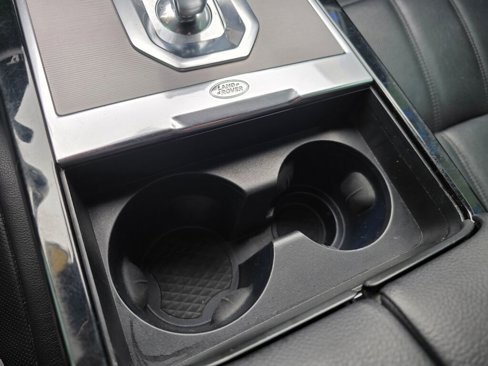 Used 2020 Land Rover Range Rover Evoque SE image 28