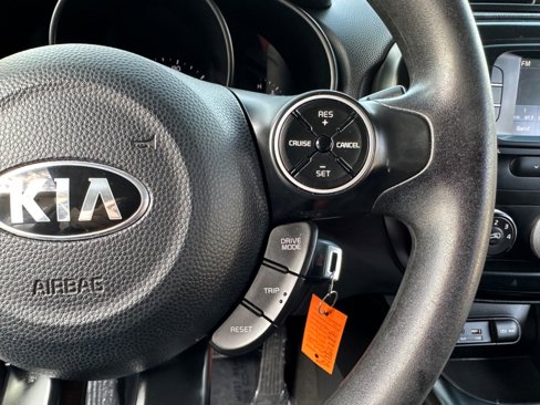 Used 2019 Kia Soul image 19
