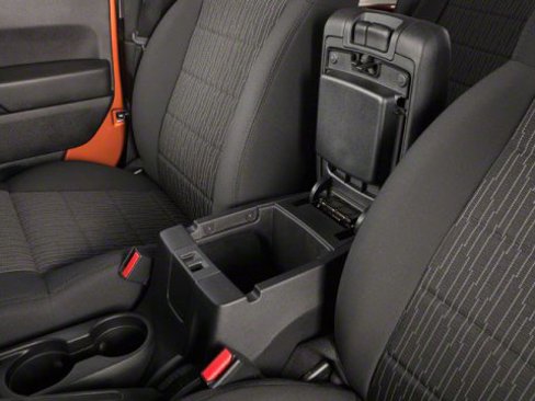 Used 2010 Jeep Wrangler Rubicon w/ PWR Convenience Group image 20
