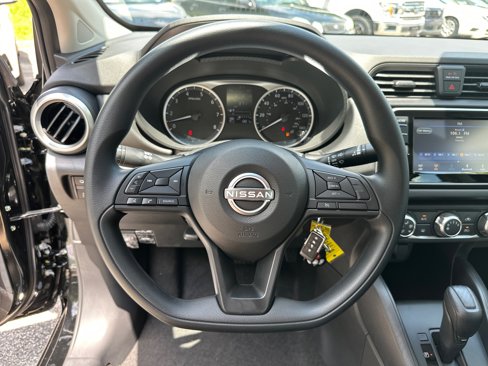 Used 2025 Nissan Versa S w/ Trunk Package image 23
