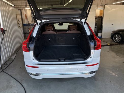 Certified 2023 Volvo XC60 B5 Plus w/ Climate Package image 21