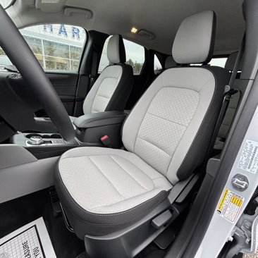 New 2025 Ford Escape Active w/ Cold Weather Package image 12