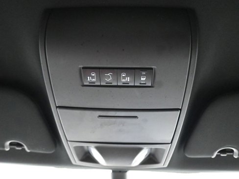 Used 2019 Dodge Grand Caravan SXT image 25