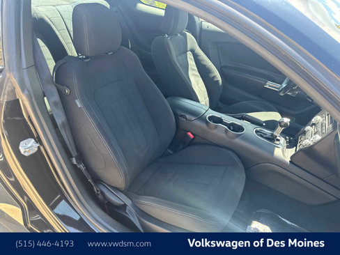 Used 2018 Ford Mustang Coupe image 12