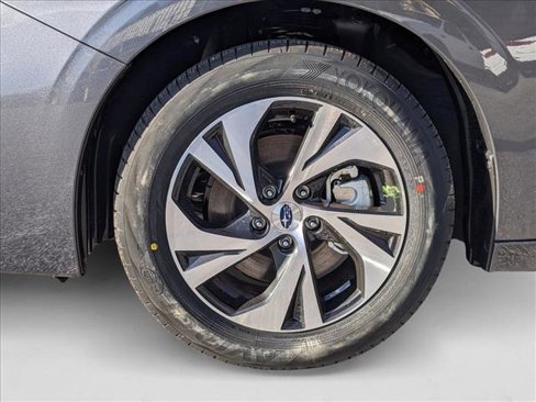 Used 2025 Subaru Legacy Premium image 9