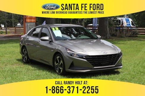 Used 2023 Hyundai Elantra SEL w/ Convenience Package image 1
