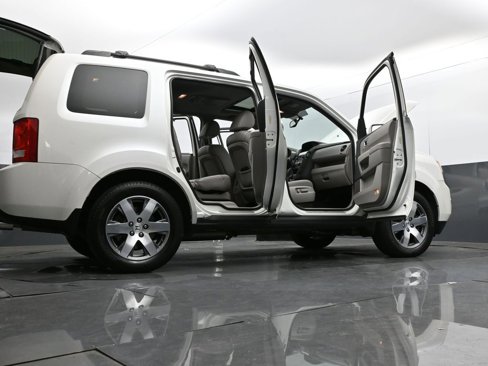 Used 2015 Honda Pilot Touring image 35