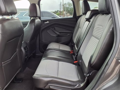 Used 2017 Ford Escape Titanium image 7