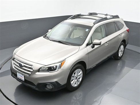 Used 2017 Subaru Outback 2.5i Premium image 20