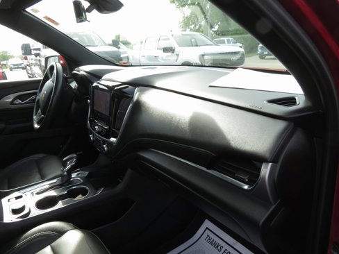Used 2022 Chevrolet Traverse LT w/ LT Premium Package image 42