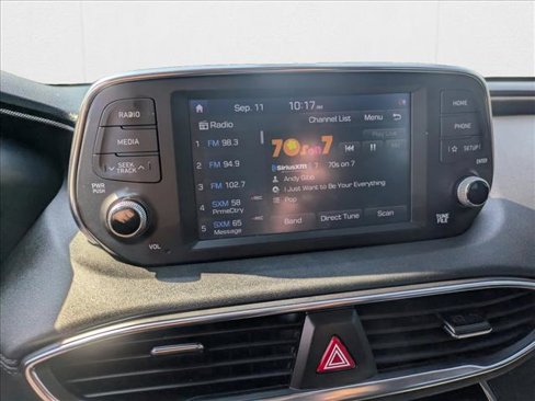 Used 2020 Hyundai Santa Fe SEL w/ Convenience Package image 9