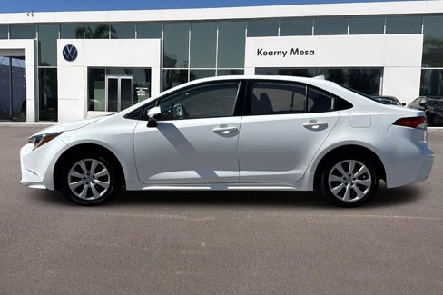 Used 2022 Toyota Corolla LE image 7
