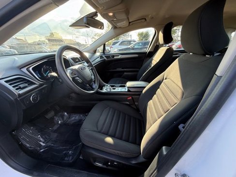 Used 2019 Ford Fusion SE image 19