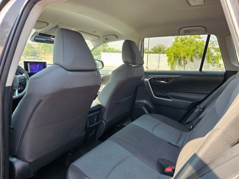 Used 2024 Toyota RAV4 XLE image 12