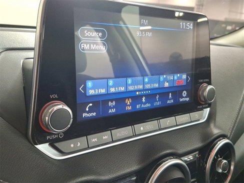 Used 2021 Nissan Sentra SV image 3