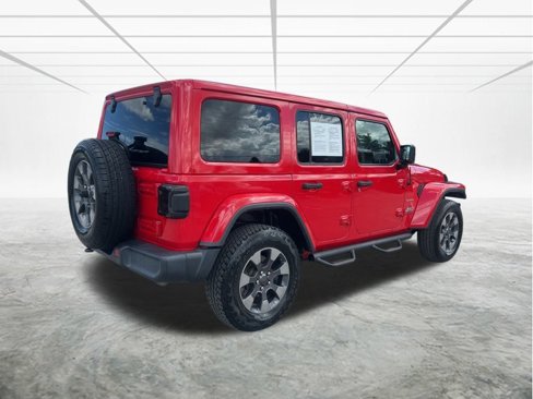 Used 2018 Jeep Wrangler Unlimited Sahara image 4