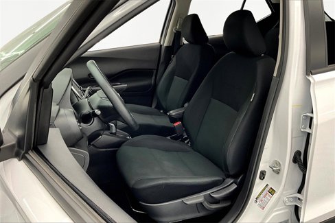 Used 2024 Nissan Kicks S image 25
