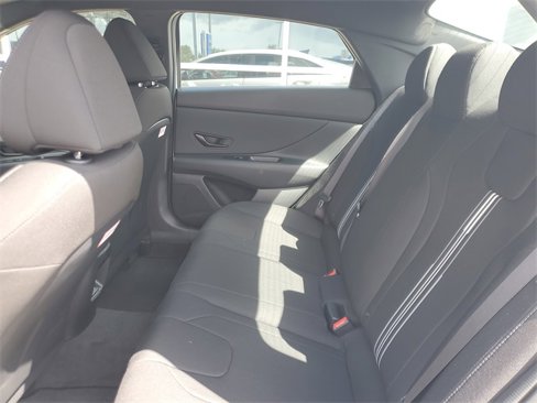 New 2025 Hyundai Elantra Sport image 9