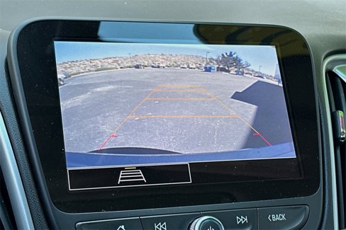 Used 2022 Chevrolet Malibu LT image 17