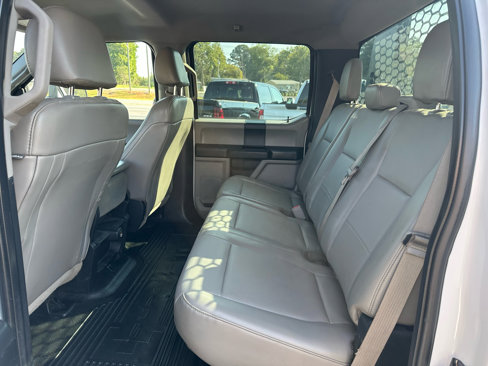 Used 2017 Ford F550 4x4 Crew Cab Super Duty image 11