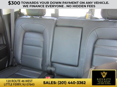 Used 2017 GMC Canyon Denali image 18